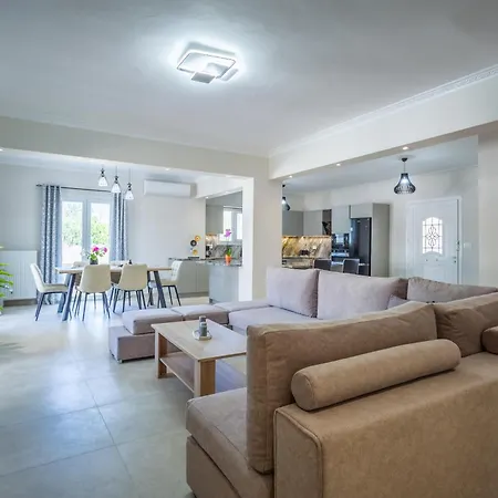 Villa Kotetsi Laganas